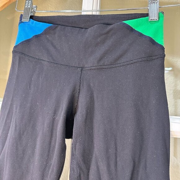 LULULEMON Cropped Leggings Tights Black with Color Blocking - 2 - Picture 5 of 10